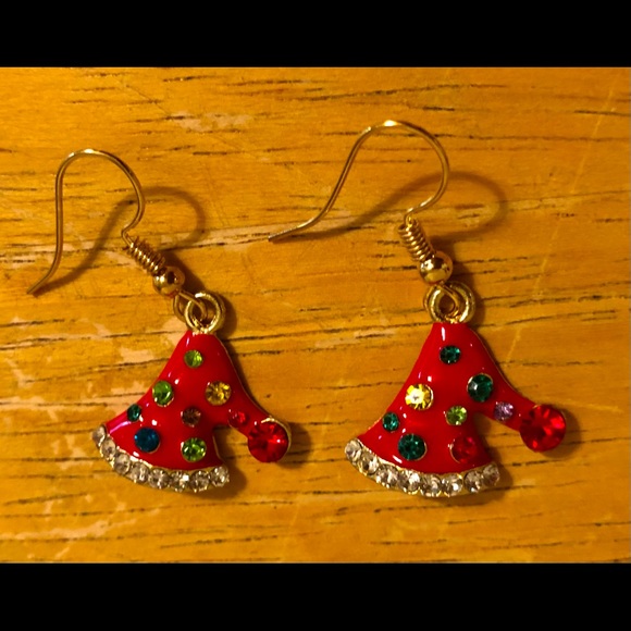 New!! Santa’s Hat Earrings - Picture 3 of 4